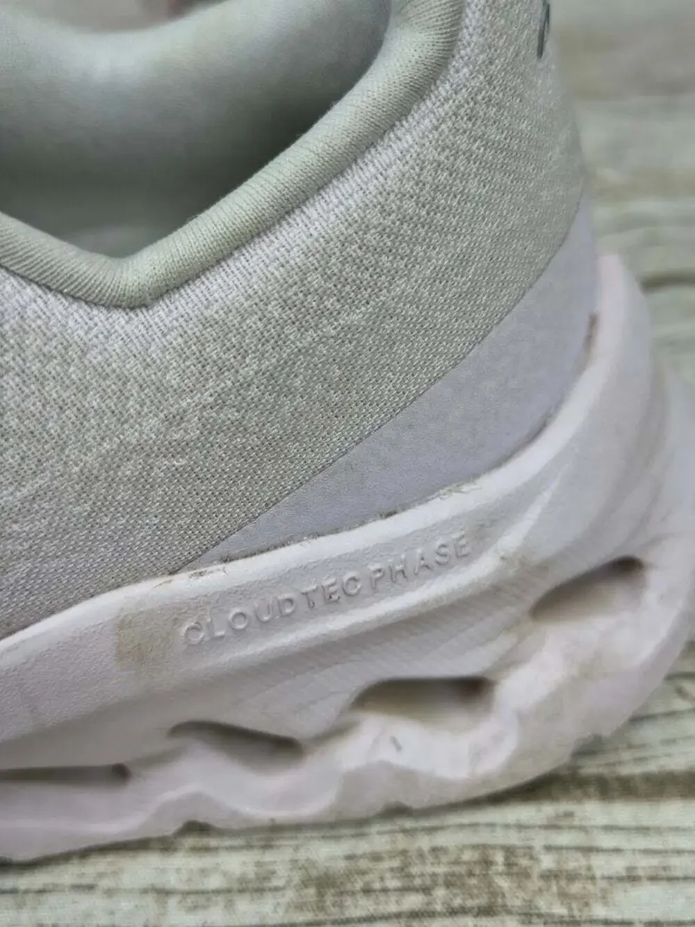 On Cloudsurfer Running Shoes Light Pink Rose CloudTec Phase Womens 8.5